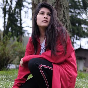 Meet your Posher, Juliana